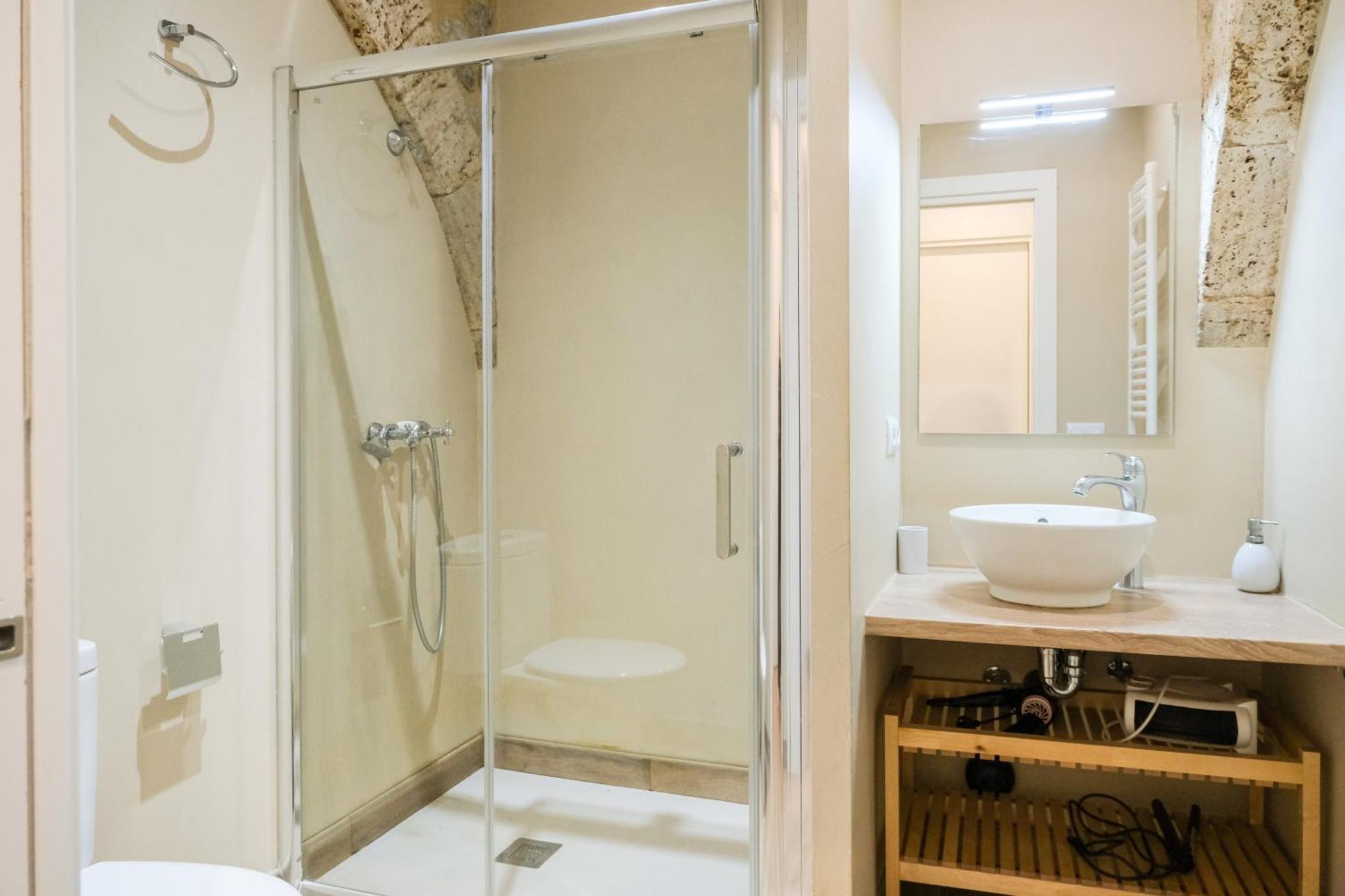 Ganganell Centre Apartamento Con Patio Besalú Kültér fotó